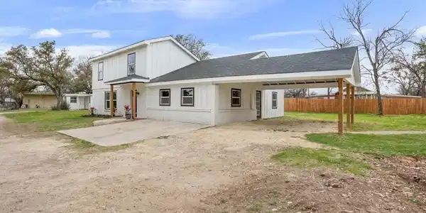 3706 Mountain Oak Lane