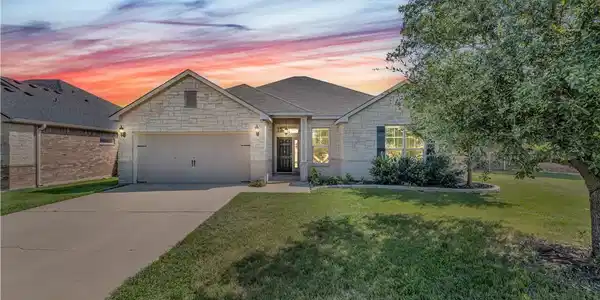 639 Northcliffe Drive