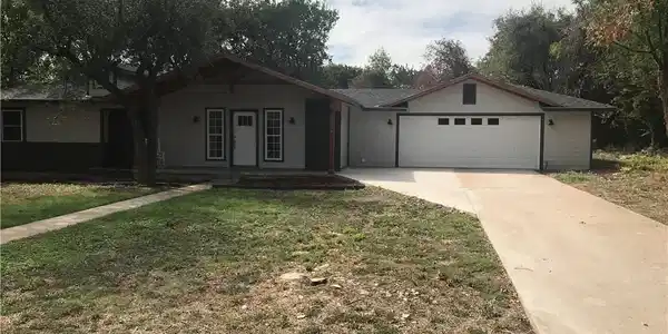 3306 Eagle Point