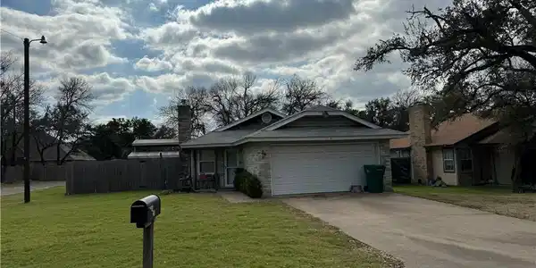 26 Branding Iron Drive