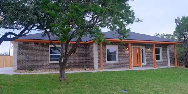 5165 Comanche Drive