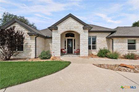 4950 Lago Vista Drive