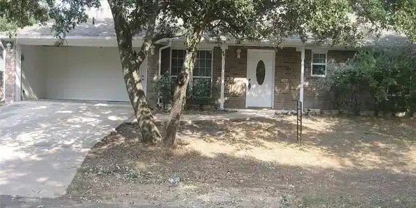 46 Buttercup Loop