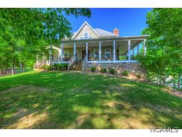 201 BROWN LN