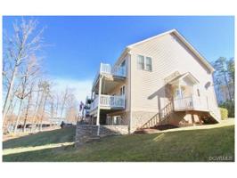 328 Lake Front Dr