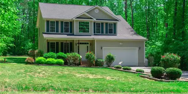 11209 Piney Forest