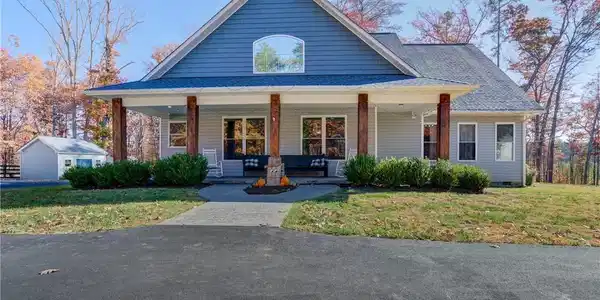 36 Tall Pines Drive