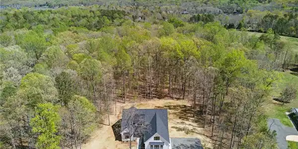 2280 Hensley Road