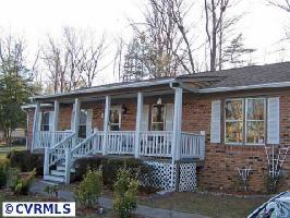 349 Lake Caroline Dr