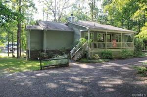 10816 Laken Woods Dr