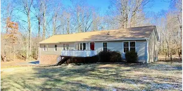 2811 Amy Dr