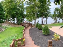 14011 Southshore Rd