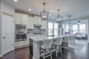 15606 Hidden Falls Dr