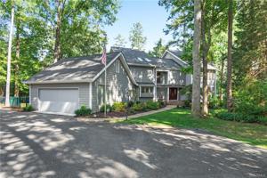 6103 Moss Creek Court