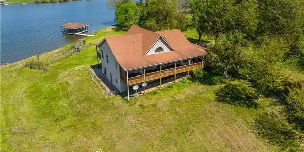 2635 Peach Grove Road