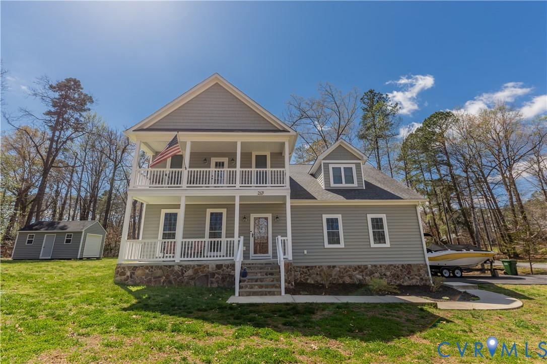 Image 1: WELCOME HOME AT THE LAKE!