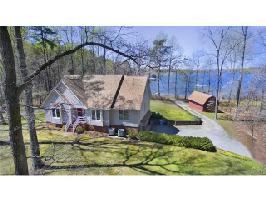 3687 Elk Creek Rd