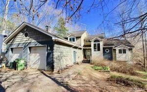 6300 Bobs Rd
