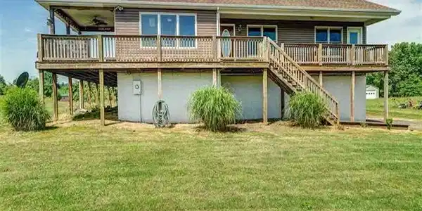 26456 Pennfields Drive