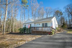 525 Lake Caroline Drive