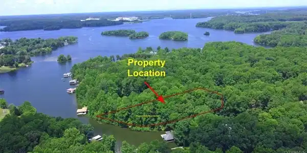 3901 Water Front Court