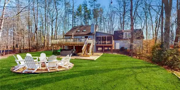 6104 Hidden View Drive