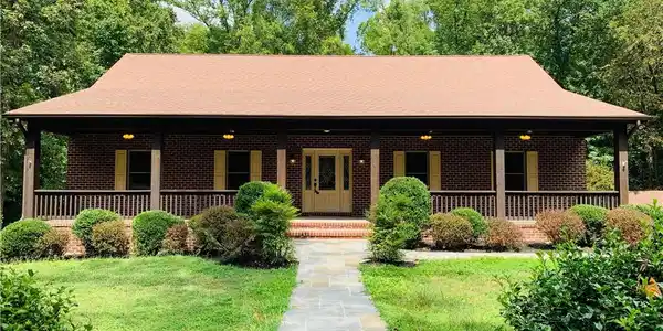60 Walnut Ct