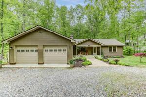 204 Lakewood Drive