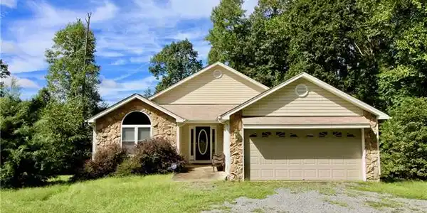 70 Fir Ct