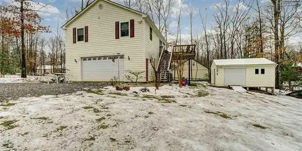 384 Mitchell Point Rd