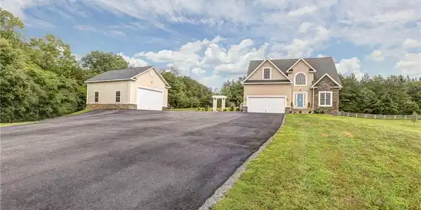 20155 Bennett Way
