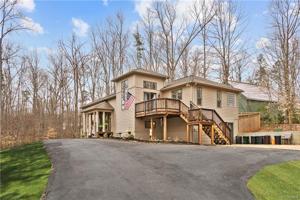 152 Bernie Circle