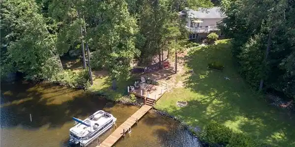 3406 Johnsons Dr