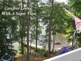 112 Water Pointe Court