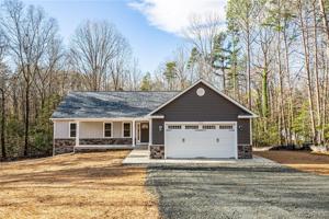5505 Wyndemere Circle