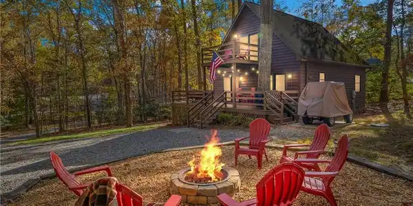 105 Lakewood Circle