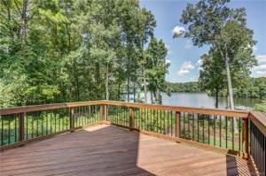 5815 Harbour Hill Pl