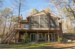 444 Lake Caroline Dr