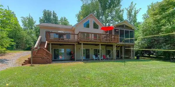 379 Cooke Lane
