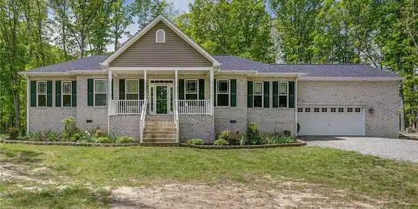 1500 Lake Forest Drive