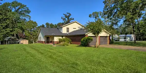 219 Laguna Bend