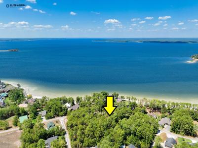 41 Beachrock Dr