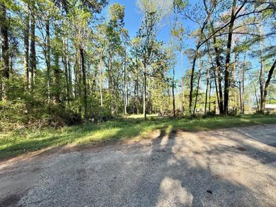 Lot: 52 Commodore Drive