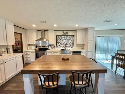 449 Eastwood Loop