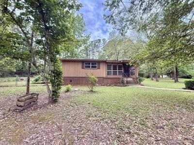 672 Midlake Drive N