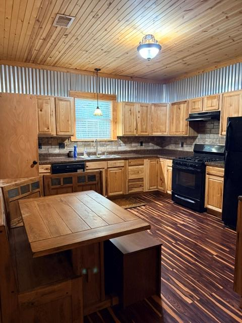 Image 3: Kitchen1