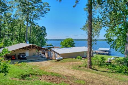 205 Gibbs Drive