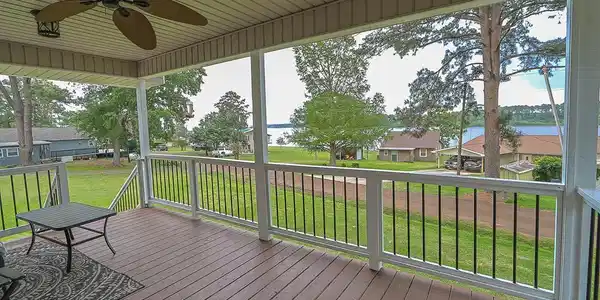 176 Paradise Drive