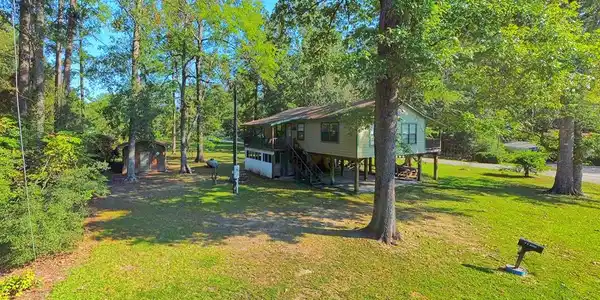 119 W Creekside Drive