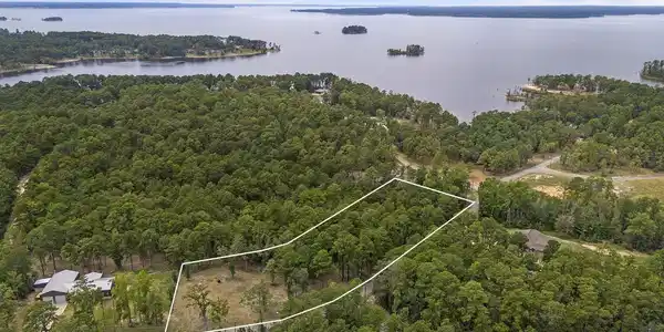 65-71 Shoreline Drive